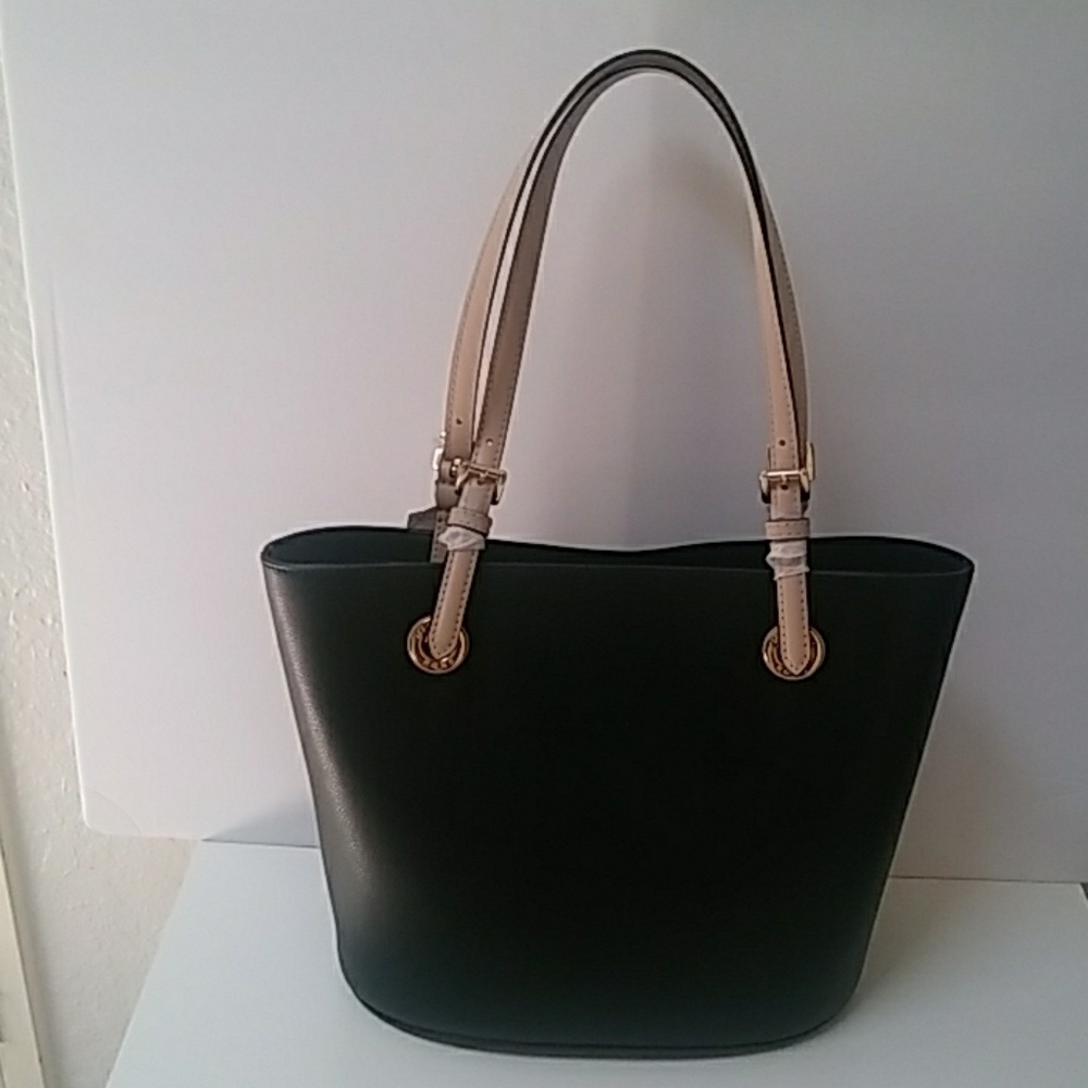 🎉SOLD🎉 Michael Kors Jet Set MD Leather Tote - Picture 6 of 8